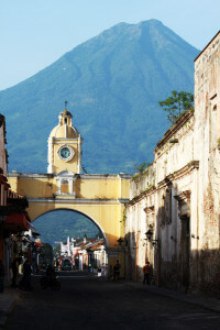 Antigua-Guatemala-with-Volcan-de-Agua-volcano-in-the-background